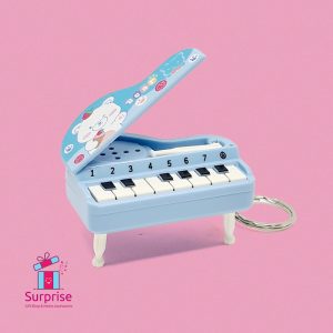 ⁦ميدالية على شكل بيانو⁩ - الصورة ⁦2⁩