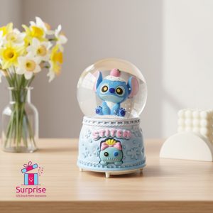 ⁦كرة ثلج مائية ذاتية الحركة ستيتش مضيئة وموسيقية⁩ - الصورة ⁦1⁩