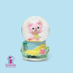 ⁦كرة ثلج مائية مضيئة وموسيقية بتصميم شخصية ستيتش⁩ - الصورة ⁦2⁩