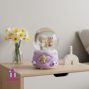 ⁦كرة ثلج مائية مضيئة وموسيقية بتصميم كوبل مع دبدوب⁩ - الصورة ⁦1⁩