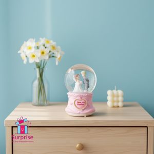 ⁦كرة ثلج مائية مضيئة وموسيقية بتصميم كوبل⁩ - الصورة ⁦1⁩