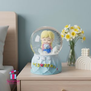 ⁦كرة ثلج مائية لشخصية إلسا من فروزن بأضواء LED ملونة⁩ - الصورة ⁦1⁩