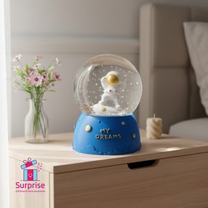 ⁦كرة ثلج ووتربول رائد الفضاء المضيئة⁩ - الصورة ⁦1⁩