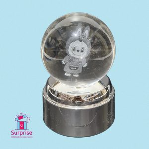 ⁦كرة كريستال ثلاثي الأبعاد متحرك مضيء بتصميم لابوبو⁩ - الصورة ⁦2⁩