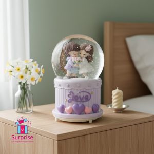 ⁦كرة ثلج مائية رومانسية موسيقية ذاتية الحركة بإضاءة LED ملونة⁩ - الصورة ⁦1⁩