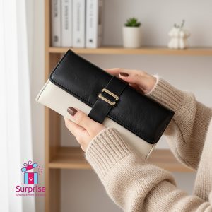 ⁦محفظة جلد نسائية⁩ - الصورة ⁦1⁩