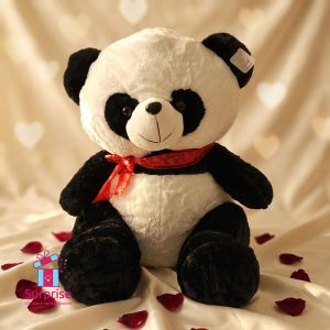 ⁦دبدوب باندا فرو مزين بفيونكة 50 سم⁩ - الصورة ⁦1⁩