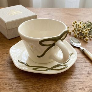 Stylish Porcelain Mug with Matching Plate 350 ML - Image 1